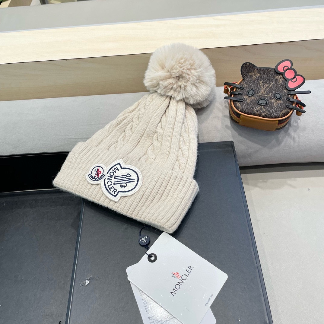 moncler新款秋冬季女可爱加绒加厚保暖毛球针织护耳冬天套头毛线帽子