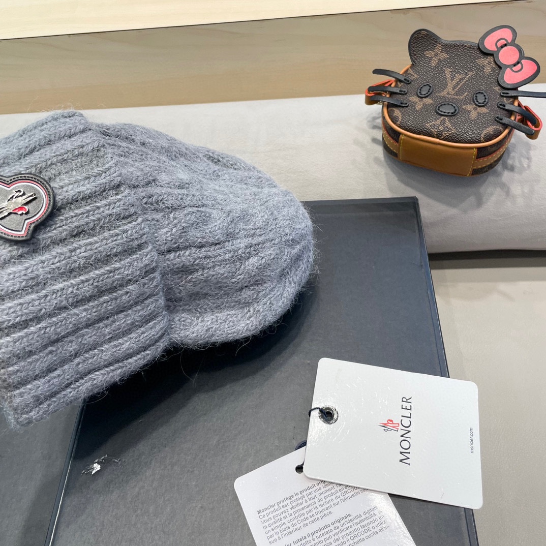 moncler毛线帽 女秋冬大头围可爱粉色兔毛女款冬天百搭麻花护耳针织帽子
