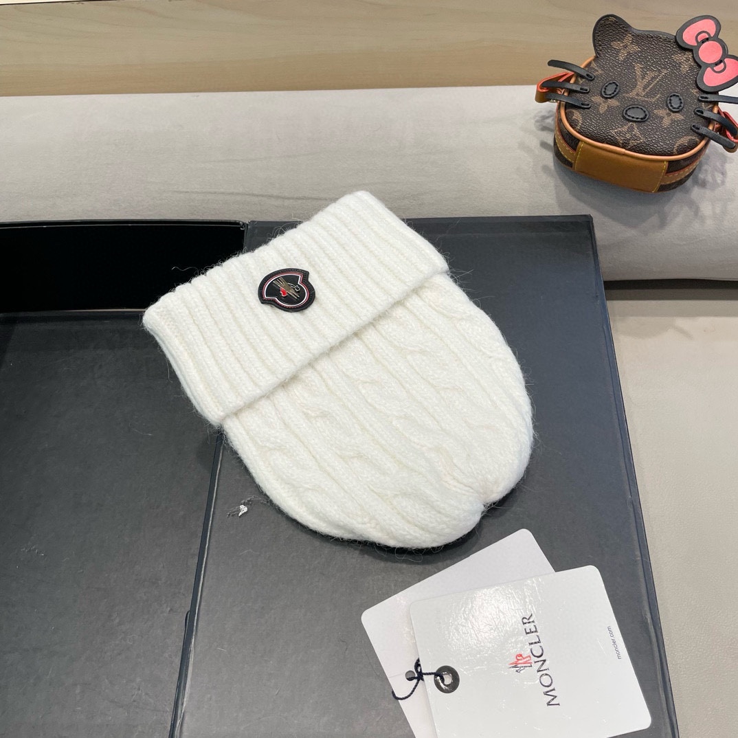 moncler毛线帽 女秋冬大头围可爱粉色兔毛女款冬天百搭麻花护耳针织帽子