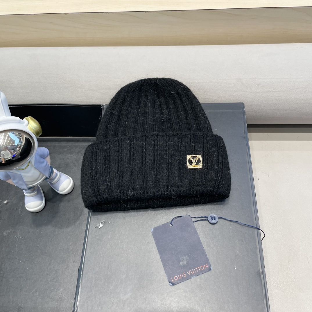 NO:689948,LV Louis Vuitton new hat women's winter all-match fashion knitted toe cap warm ear protection plus velvet thickened windproof woolen hat fisherman hat baseball cap knitted hat, hat, louis vuitton, louis vuitton, espadrilles, hats19860909lv路易威登新款帽子女冬季百搭时尚针织包头帽保暖护耳加绒加厚防风毛线帽帽子渔夫帽棒球帽针织帽,帽子,louis vuitton,louis vuitton,espadrilles,hats,hat