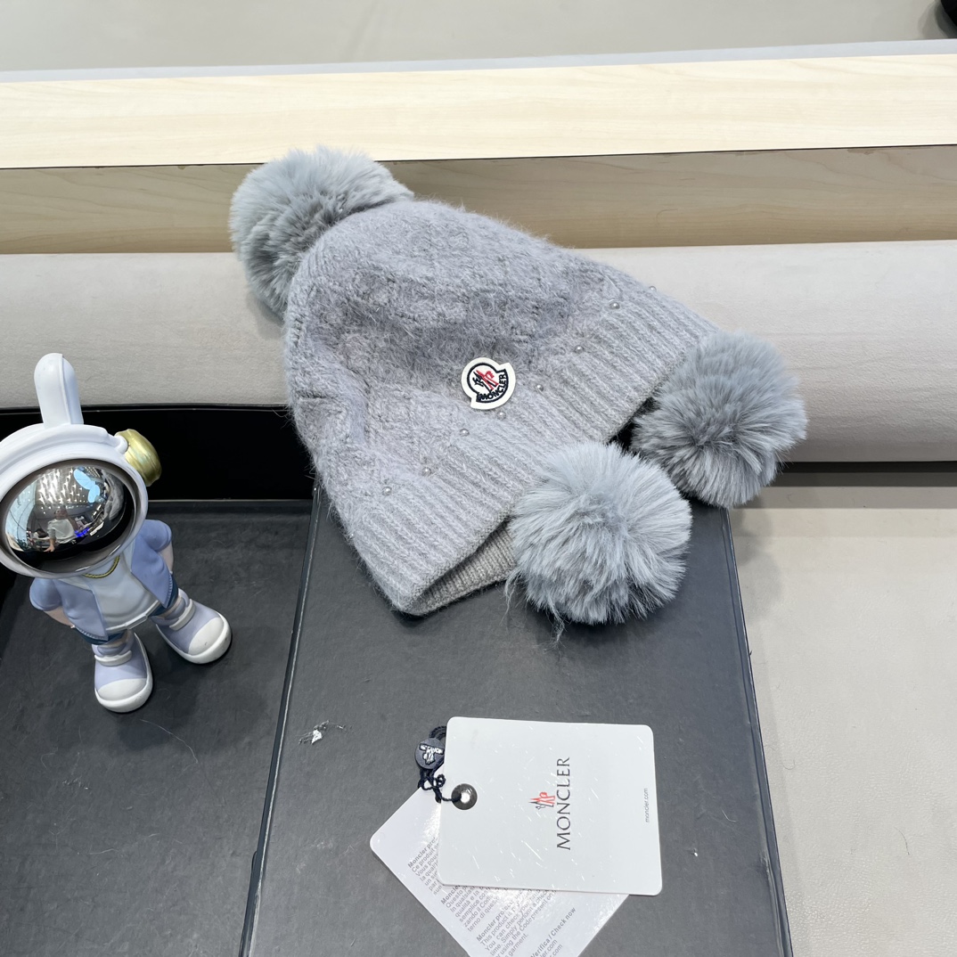 moncler可爱三球毛线帽女秋冬季2024新款兔毛针织加厚保暖骑行百搭防寒帽
