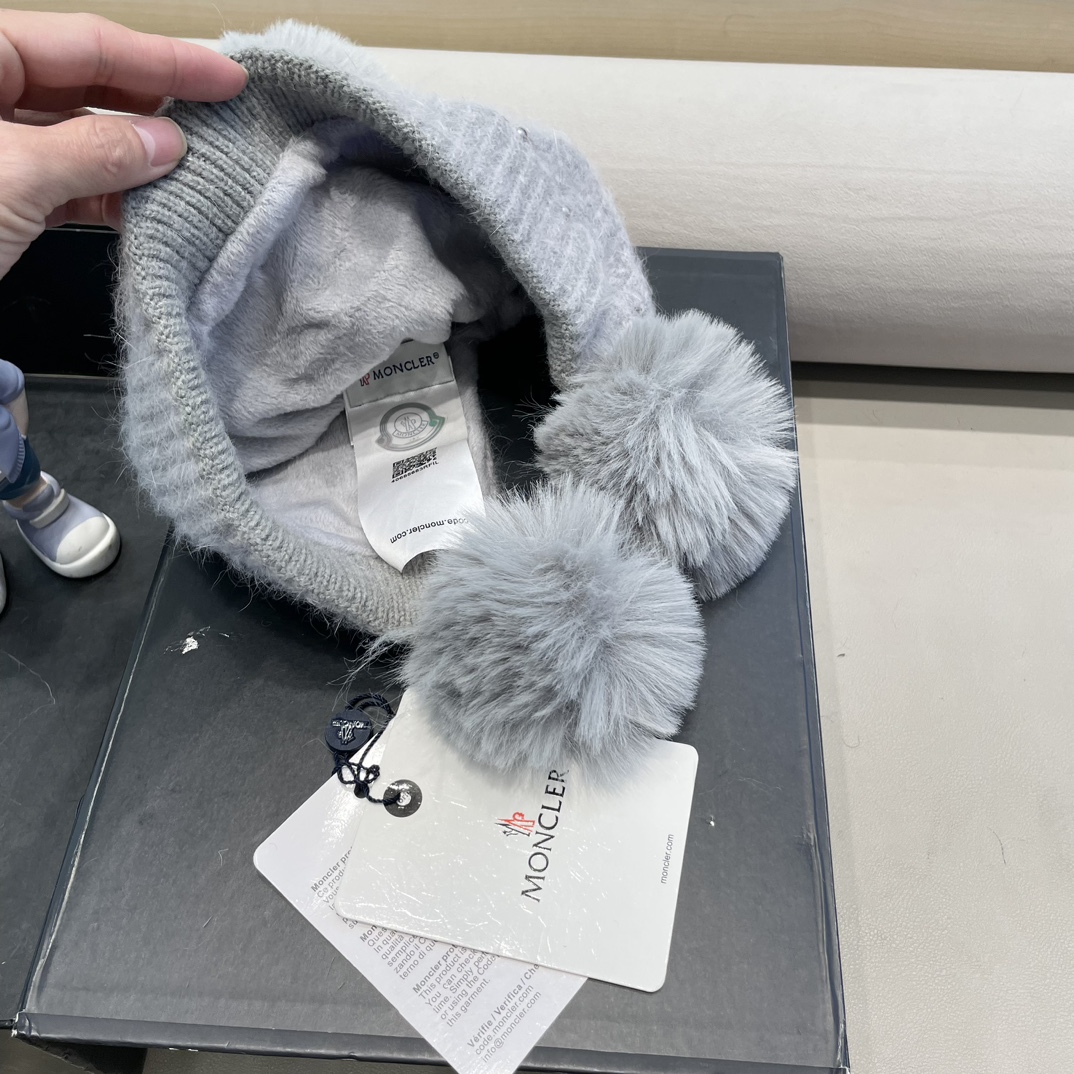 moncler可爱三球毛线帽女秋冬季2024新款兔毛针织加厚保暖骑行百搭防寒帽