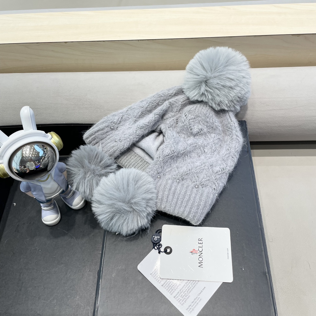 moncler可爱三球毛线帽女秋冬季2024新款兔毛针织加厚保暖骑行百搭防寒帽