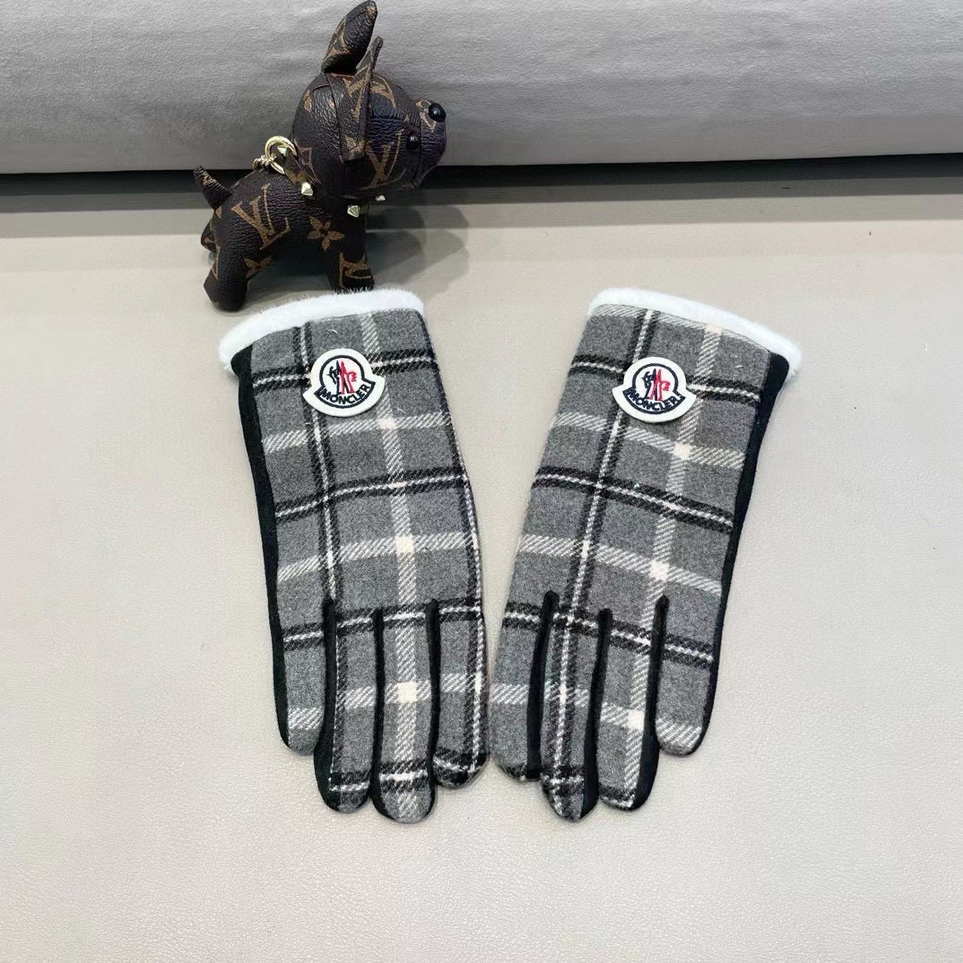 Moncler’s New Wool Gloves: Fashionable, Warm, Cozy, and Classic for Autumn/Winter - 图片 2