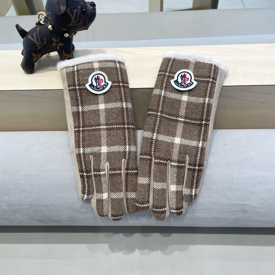 Moncler P200 Wool Gloves: Fashionable, Warm, Classic Plaster Design, Cozy and Soft! - 图片 2