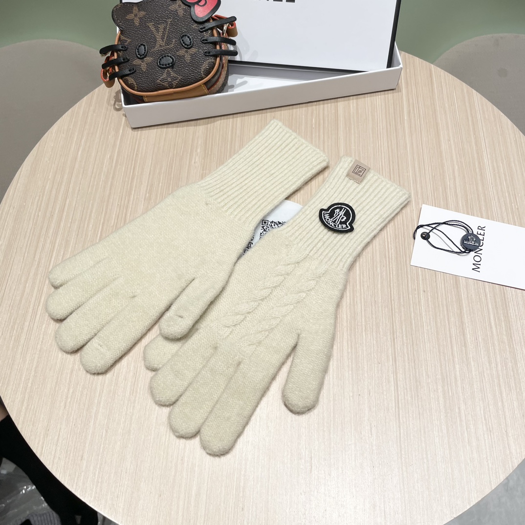 “Moncler Women’s Wool Knitting Gloves: Long Winter Warmth, Touch Screen Compatible” - 图片 3