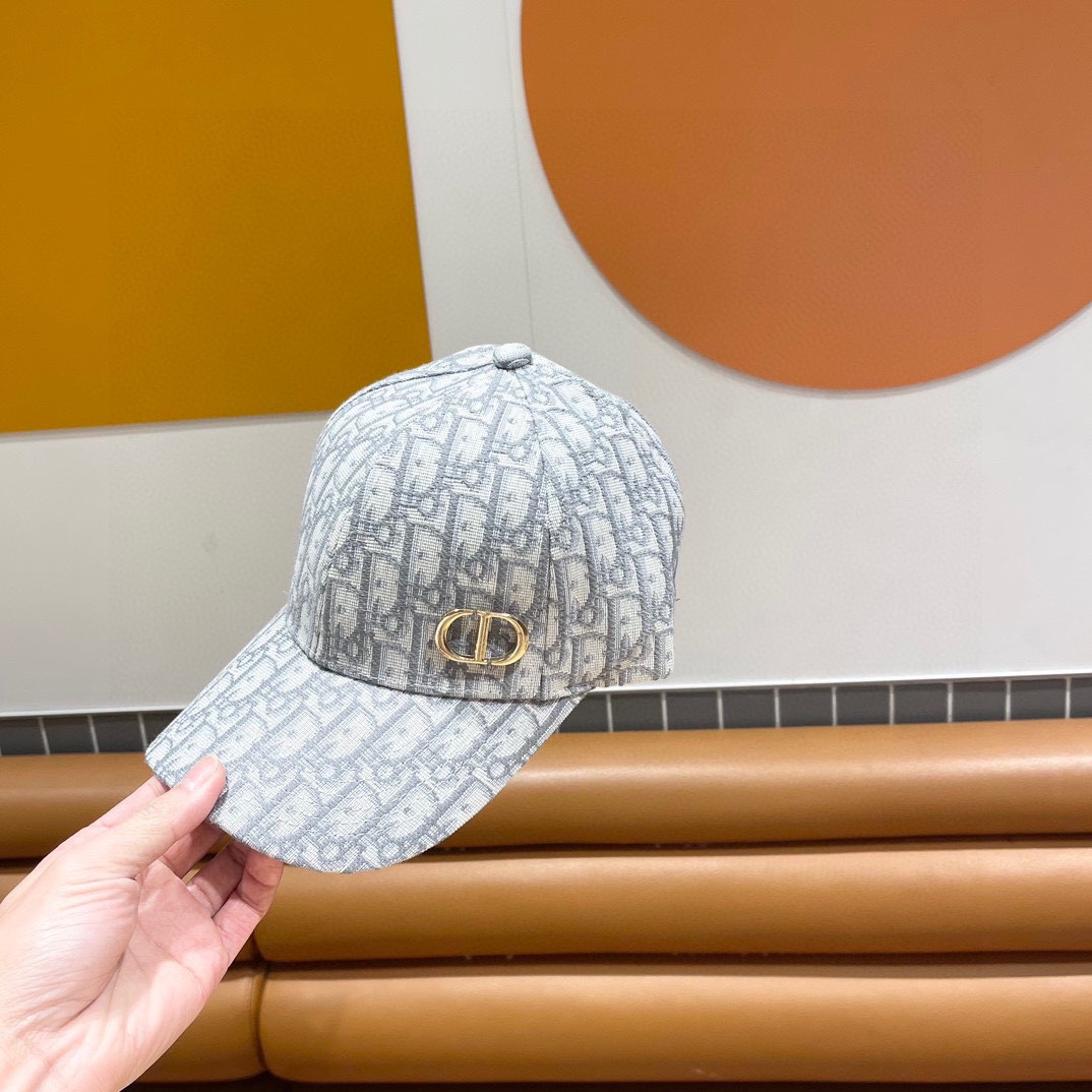  （DIOR迪奥】新款走量简约棒球帽🧢，新款出货，大牌款超好搭配，赶紧入手！