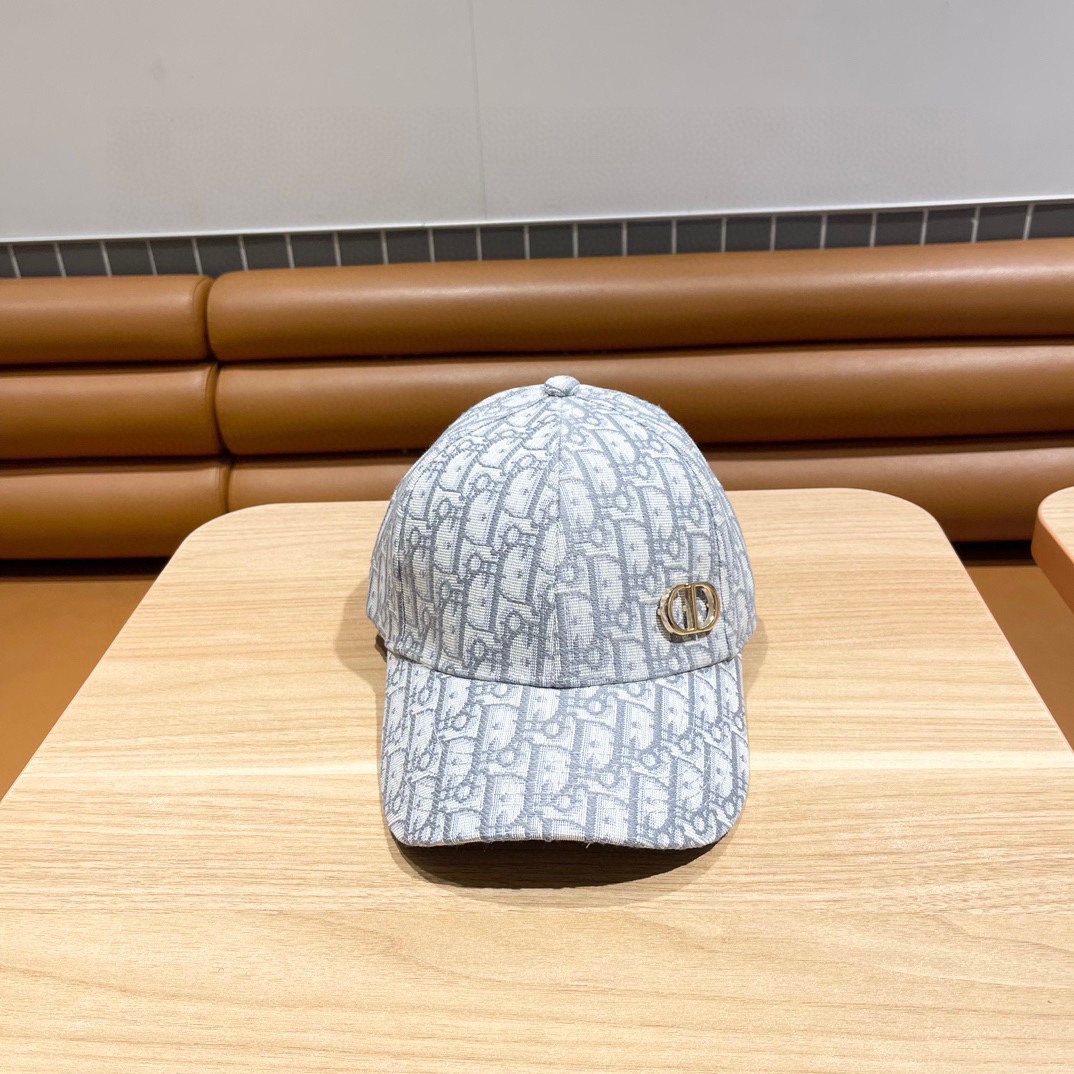  （DIOR迪奥】新款走量简约棒球帽🧢，新款出货，大牌款超好搭配，赶紧入手！