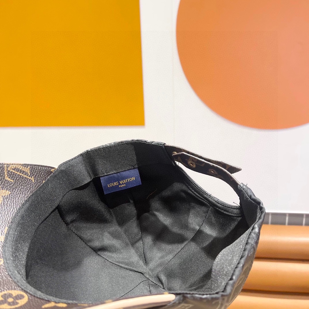 2026春夏新款LV新款鸭舌帽，高品质棒球帽，黑 咖两色，头围57cm左右