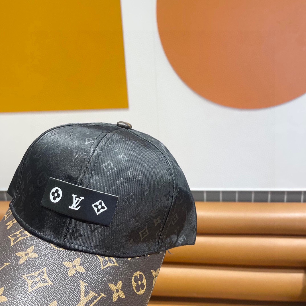 2026春夏新款LV新款鸭舌帽，高品质棒球帽，黑 咖两色，头围57cm左右
