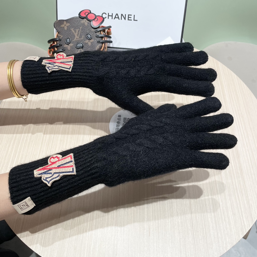 P213 Moncler’s retro-mixed plastered wool gloves - 图片 8