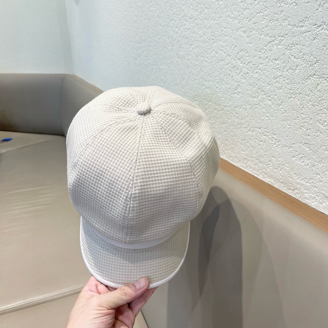 普拉达Prada时尚复古八角帽男女通用显脸小轻薄透气休闲百搭时尚简约四季适用