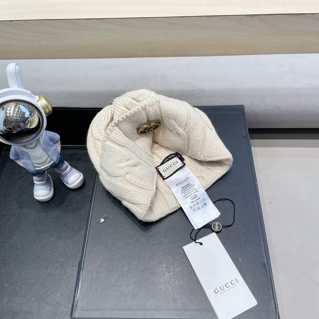   GUCCI古奇👒经典原单蒙口针织毛线帽，采用精选百羊毛面料，超高羊毛成份，‼️手感超柔软，弹性极佳，