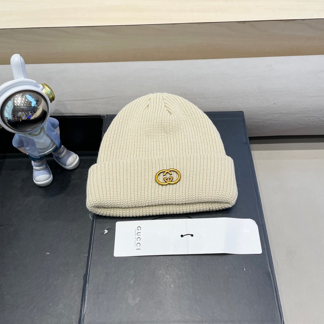 NO:216800,Gucci color American knitted cold hat big head wool hat women's warm pile hat big face showing face small ear protection hat black hat fisherman hat baseball hat knit hat, hat, gucci, espadrilles, hats19860909Gucci色美式针织冷帽大头围毛线帽子女保暖堆堆帽大脸显脸小护耳帽黑帽子渔夫帽棒球帽针织帽,帽子,gucci,espadrilles,hats,hat