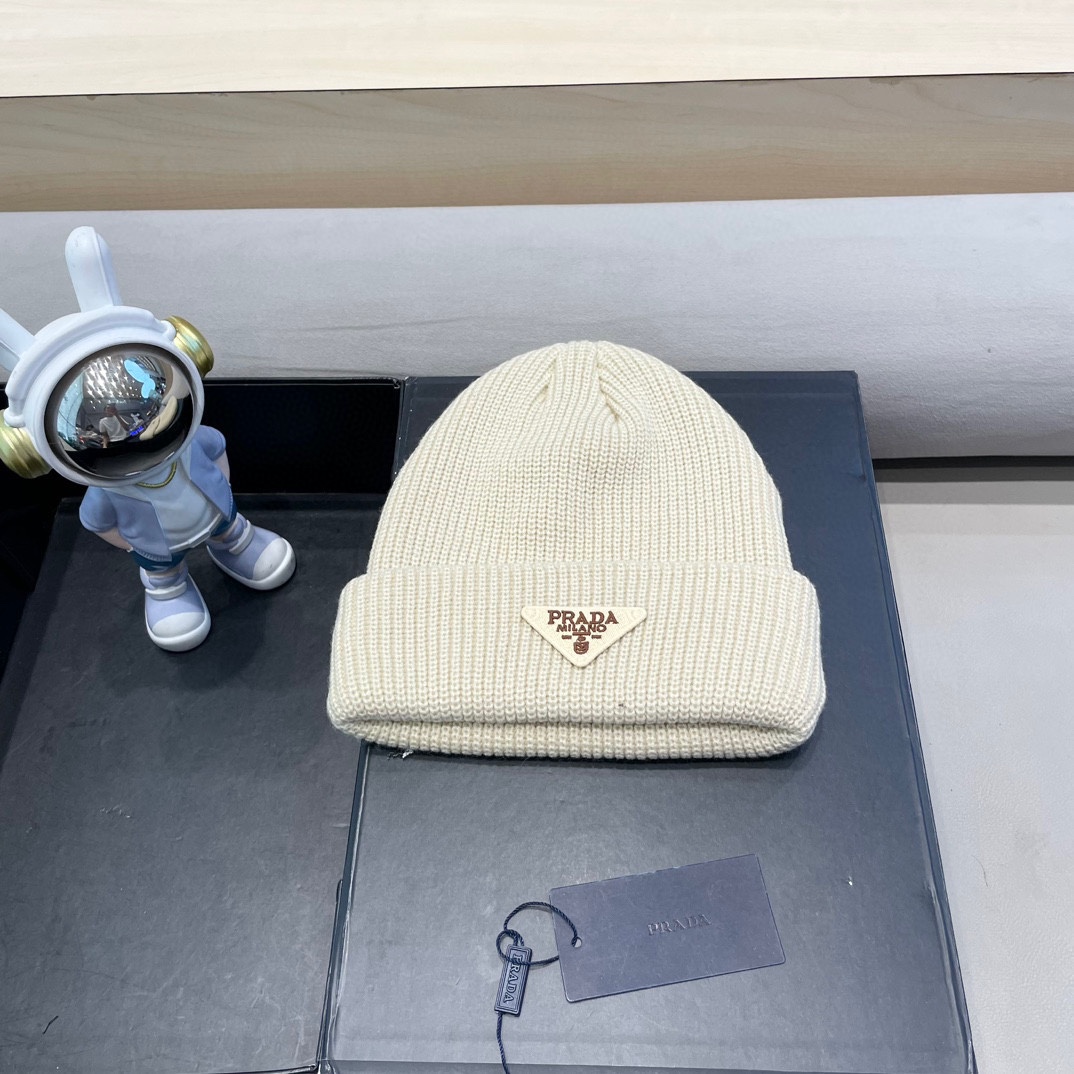NO:216839,Prada Prada melon leather hat men knitted hat women autumn and winter Japanese landlord cold hat men winter wool hat ins Korean fashion brand hip hop hat fisherman hat baseball hat knitted hat, hat, prada, prada, espadrilles, hats19860909普拉达Prada瓜皮帽男针织帽女秋冬日系地主冷帽子男冬毛线帽ins韩版潮牌嘻哈帽子渔夫帽棒球帽针织帽,帽子,prada,prada,espadrilles,hats,hat