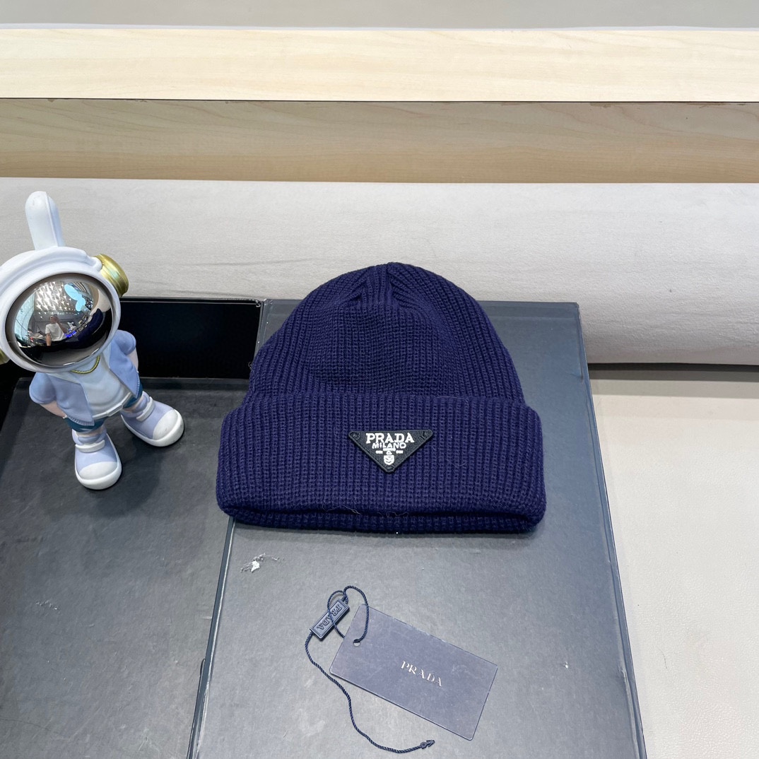 NO:216806,Prada Prada melon leather hat men knitted hat women autumn and winter Japanese landlord cold hat men winter wool hat ins Korean fashion brand hip hop hat fisherman hat baseball hat knitted hat, hat, prada, prada, espadrilles, hats19860909普拉达Prada瓜皮帽男针织帽女秋冬日系地主冷帽子男冬毛线帽ins韩版潮牌嘻哈帽子渔夫帽棒球帽针织帽,帽子,prada,prada,espadrilles,hats,hat