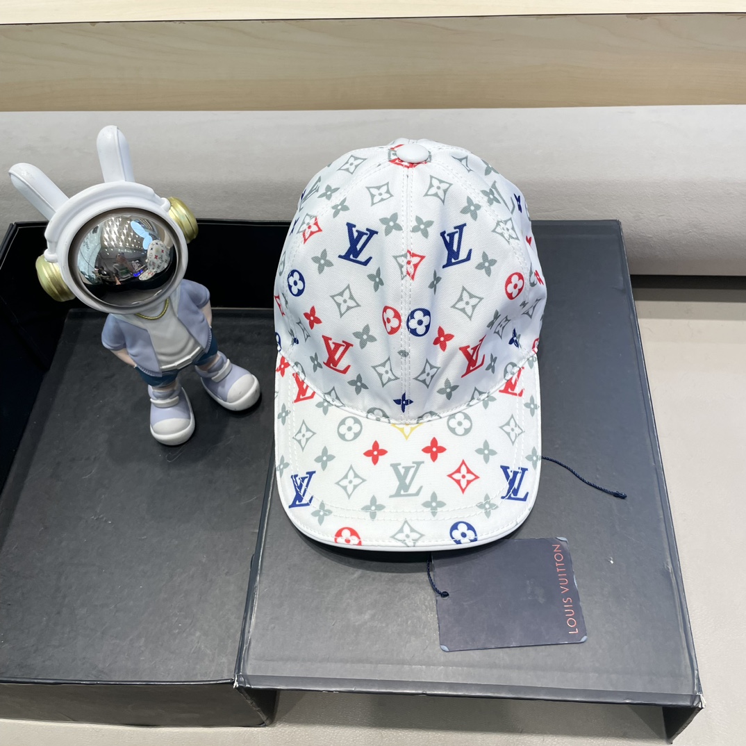 NO:220808,The hottest model is back to LV (Louis Vuitton) new original single baseball cap, big V silk screen, 1:1 mold opening customization for the counter, original customized fabric   top layer cowhide, pure cotton inner lining, light and breathable!  Excellent quality, base head circumference 56, patch adjustable. Hats Fisherman's hat Baseball hat Knit hat, hat, louis vuitton, louis vuitton, espadrilles, cowhide, hats19860909爆款强势回LV(路易威登)新款原单棒球帽,大V丝印,专柜1:1开模订制,原厂订制面料 头层牛皮,纯棉内里,轻盈透气！质量超赞,基础头围56,贴片可调节.帽子渔夫帽棒球帽针织帽,帽子,louis vuitton,louis vuitton,espadrilles,cowhide,hats,hat