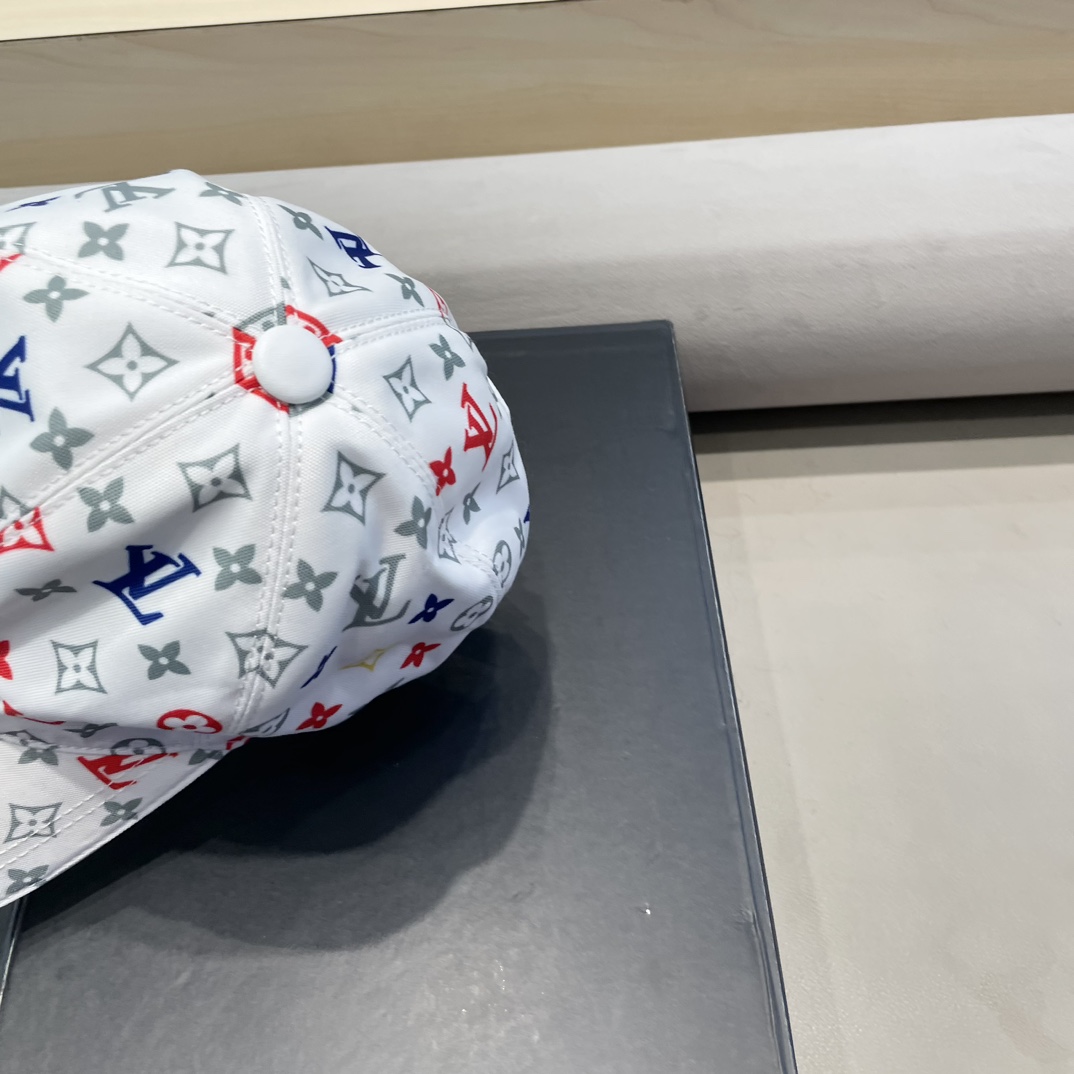  爆款强势回LV(路易威登)新款原单棒球帽，大V丝印，专柜11开模订制，原厂订制面料+头层牛皮，纯棉内里
