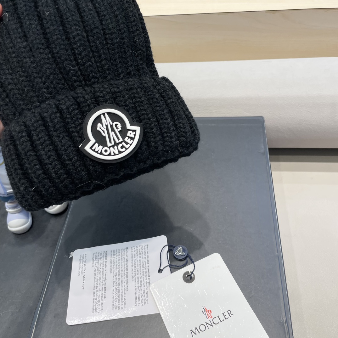 moncler针织帽秋冬新款帽子女士毛线帽仿狐狸毛球球帽假毛球加厚保暖帽子