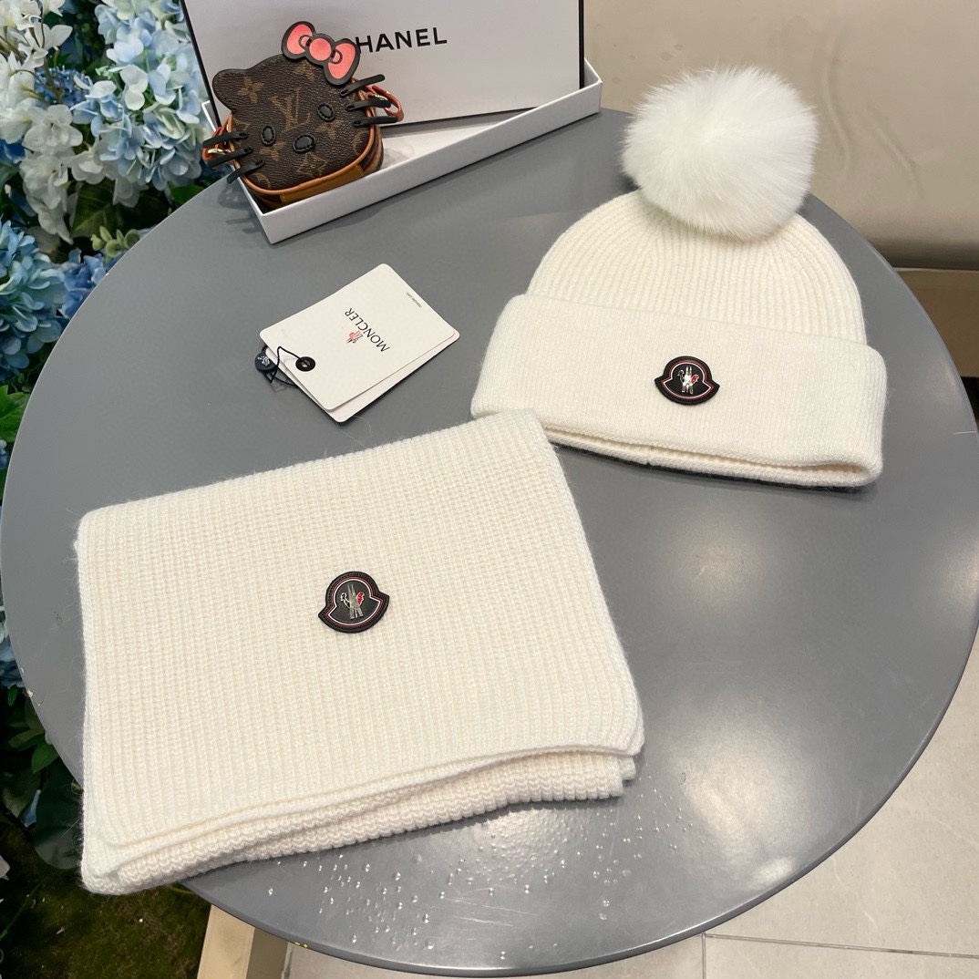 NO:216842,Covered. [Wool suit hat - with fox wool ball] Classic suit hat!  Hat scarf!  It’s super comfortable~ A young lady in winter~ You’re just a short set of hats this winter~ It’s warm and fashionable!  Universal style for men and women! Can be used as a couple style!  Complete anti-counterfeiting label hanging cards!  A variety of styles, welcome to choose! Hats, fisherman hats, baseball hats, knit hats, hats, Moncler, espadrilles, hats19860909蒙口.【羊毛套装帽子-带狐狸毛球】经典套装帽子！帽子围巾！暖暖哒超级舒服～冬日小姐姐减龄神器哦～这个冬天你就差这么一套套装帽子啦～又保暖又时尚！男女通用款!可以做情侣款！防伪标签吊卡齐全！多多款式,欢迎选择!帽子渔夫帽棒球帽针织帽,帽子,Moncler,espadrilles,hats,hat