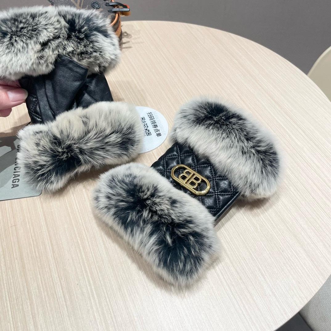 Paris Family: High-quality Wool Gloves for Comfort and Style, Average P300. - 图片 4