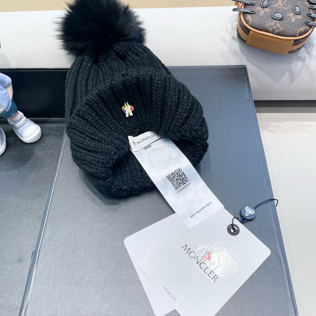   moncler迪丽热巴同款黑色毛球针织帽2025年新款百搭防寒保暖毛线帽子冷帽