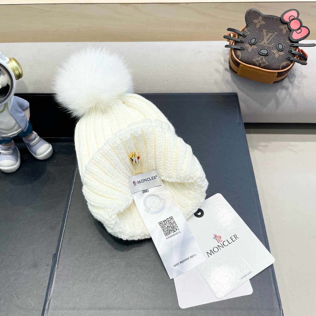   moncler迪丽热巴同款黑色毛球针织帽2025年新款百搭防寒保暖毛线帽子冷帽