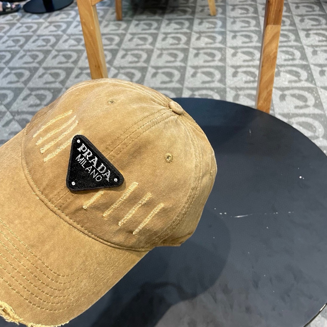  Prada普拉达2025早春新款大牌款棒球帽，经典款男女通用