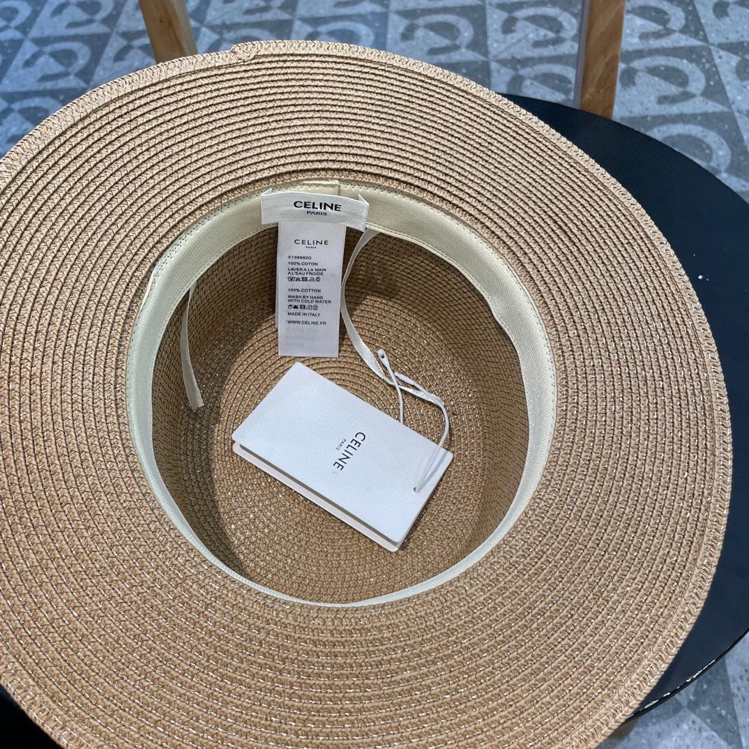  塞琳celien新款草帽，皮带平顶礼帽，头围57cm
