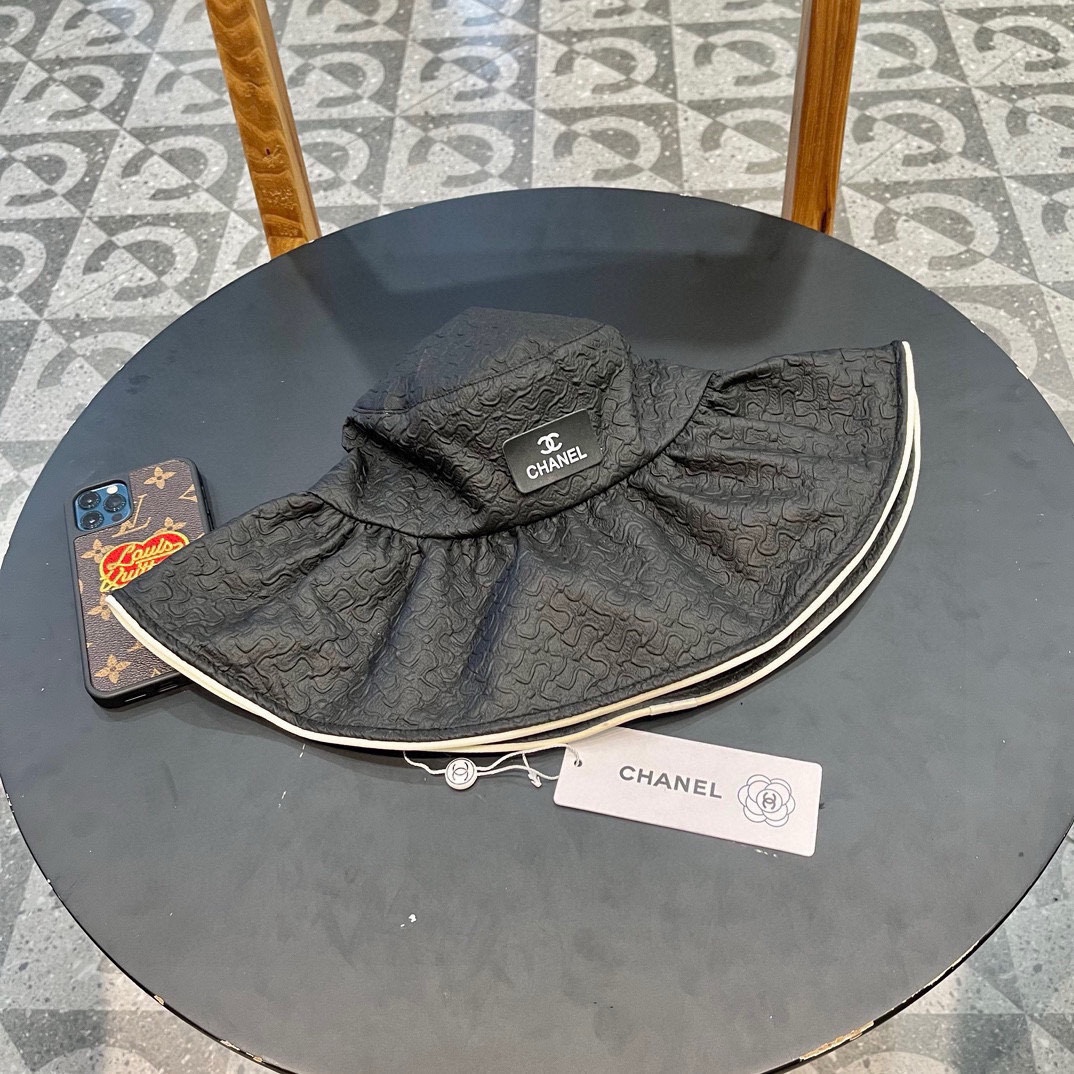 【CHANEL香奈儿】2024新款原单渔夫帽，遮阳又超好搭配，出街单品