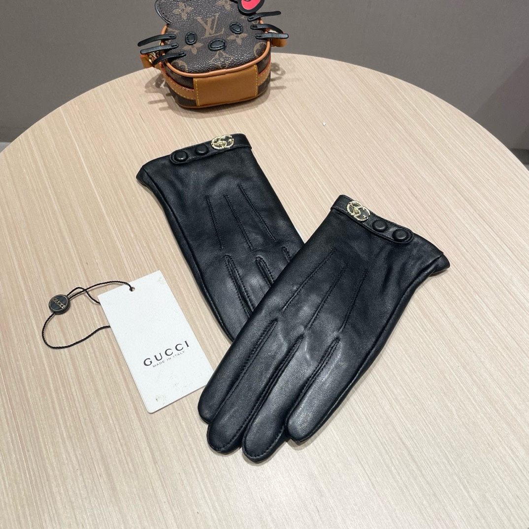 Stylish Gucci Women’s Shearling Gloves: Warm, Fashionable, and Cozy for Autumn/Winter - 图片 5