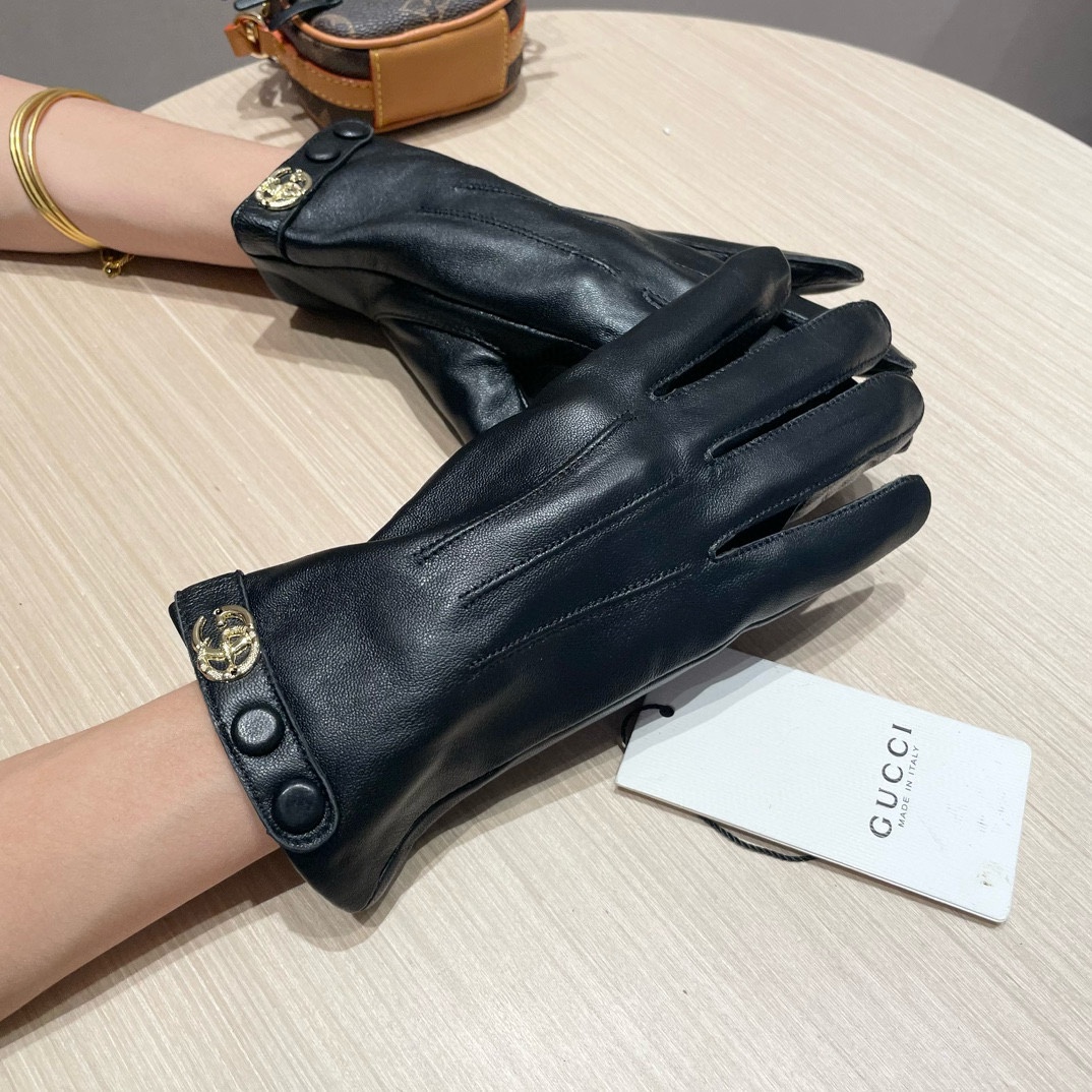 Stylish Gucci Women’s Shearling Gloves: Warm, Fashionable, and Cozy for Autumn/Winter - 图片 2