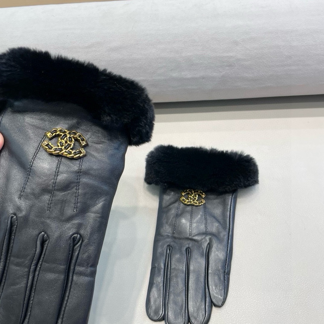 NO:659722,Chanel 2025 Autumn and Winter Lazy Rabbit Sheepskin Gloves Mobile Phone Touch Screen, Worth Comparing Different Quality of the Same Style, Quickly Killing Poor Products in the Market, Imported First-Class Sheepskin Lazy Rabbit Fur Lined with Velvet, Classic and Outdated. If you like it, you can buy it, this quality can be used next year after using it this year [Happy][Happy][Happy] Size ML gloves, gloves, chanel, chanel, sheepskin, gloves19860909Chanel 香奈儿2025秋冬懒兔毛羊皮手套手机触屏,值得对比同款不同品质,秒杀市场差产品,进口一级羊皮懒兔毛内里加绒 经典不过时款.喜欢可以入手了,这种品质的今年用了明年还能用 [愉快][愉快][愉快]码数ML手套,手套,chanel,chanel,sheepskin,gloves,accessory