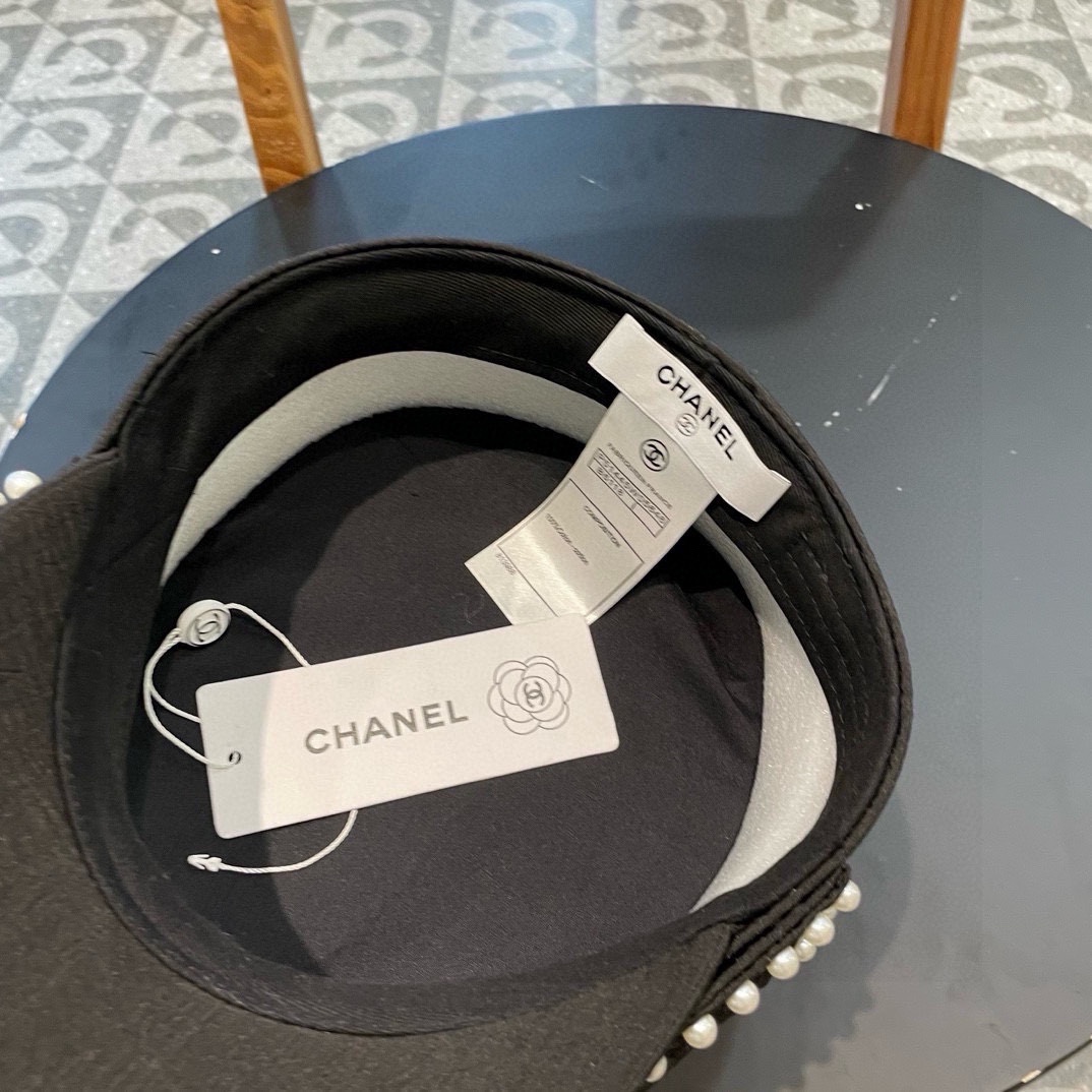 Chanel香奈儿重工珍珠蝴蝶结可爱时尚平顶帽子女春夏防晒遮阳帽休闲显瘦时装帽