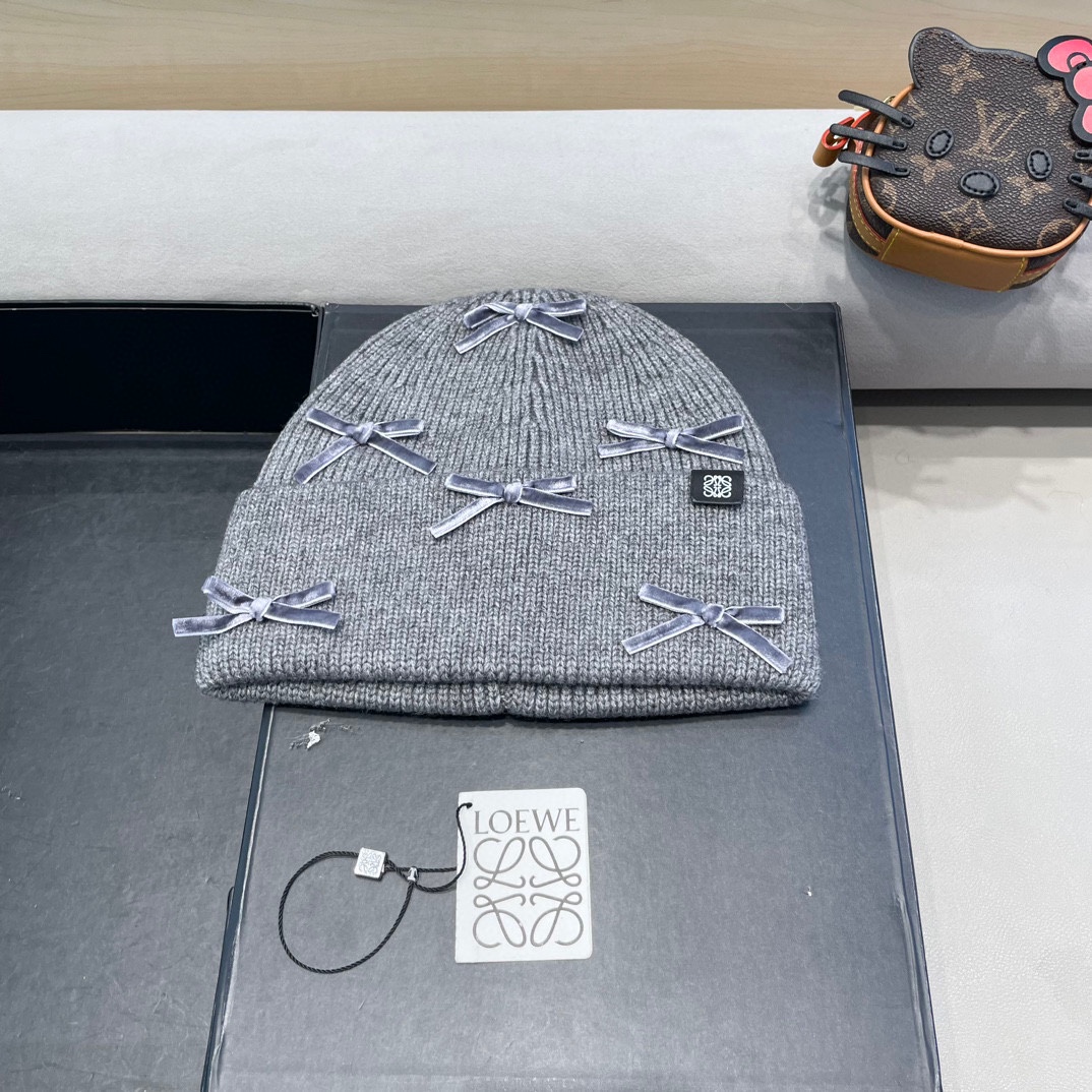 P138 The Loveloewe is so sweet! Butterflies knitted rabbit furry hats in the autumn winters - 图片 1