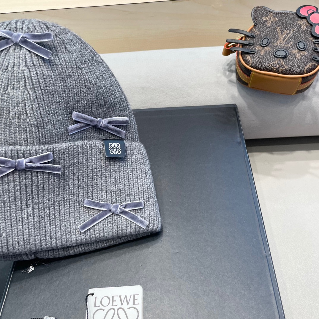 P138 The Loveloewe is so sweet! Butterflies knitted rabbit furry hats in the autumn winters - 图片 4