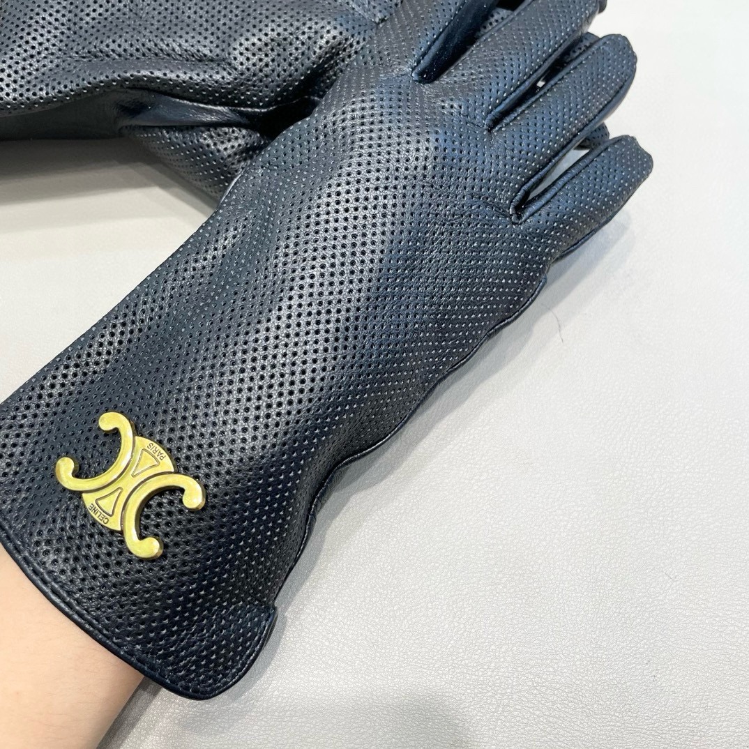 Céline’s New Lamb-Skin Fashion Gloves: Cozy, Soft, and Stylish for Autumn/Winter - 图片 2