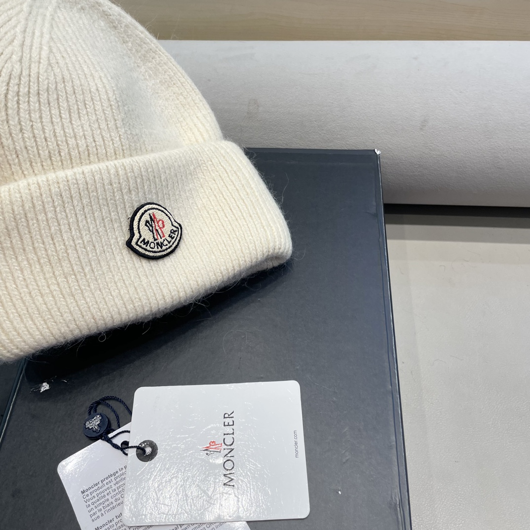 moncler【官网正品】蒙口米色针织帽男女秋冬季毛线帽百搭显脸小保暖冷帽