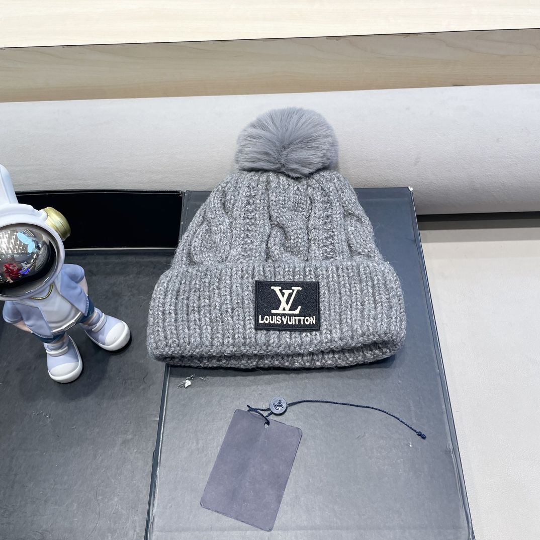 NO:217915,lv Louis Vuitton plus fluffy hat winter warm hat ear protection hat knitted girl hat new thickened cold hat Ni Nier wool ball hat fisherman hat baseball hat knit hat, hat, louis vuitton, louis vuitton, espadrilles, hats19860909lv路易威登加绒毛线帽冬季保暖帽子护耳帽针织女帽新款加厚冷帽倪倪儿毛球帽帽子渔夫帽棒球帽针织帽,帽子,louis vuitton,louis vuitton,espadrilles,hats,hat
