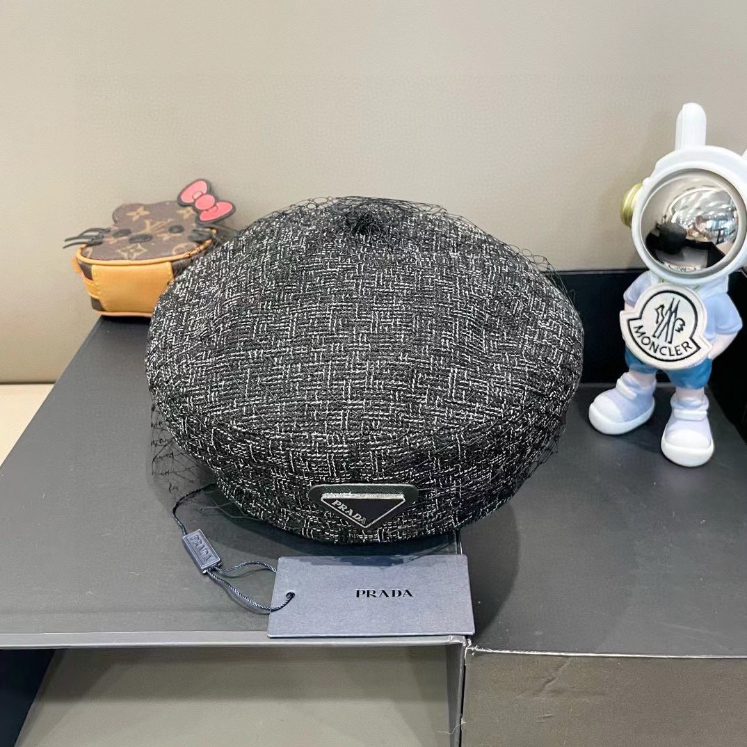 NO:217964,Prada Korean version retro mesh beret women's fashion temperament painter hat showing face small octagonal versatile British beret hat fisherman hat baseball hat knit hat, hat, prada, prada, espadrilles, hats19860909prada普拉达韩版复古网纱贝雷帽女款时尚气质画家帽显脸小八角百搭英伦蓓蕾帽帽子渔夫帽棒球帽针织帽,帽子,prada,prada,espadrilles,hats,hat
