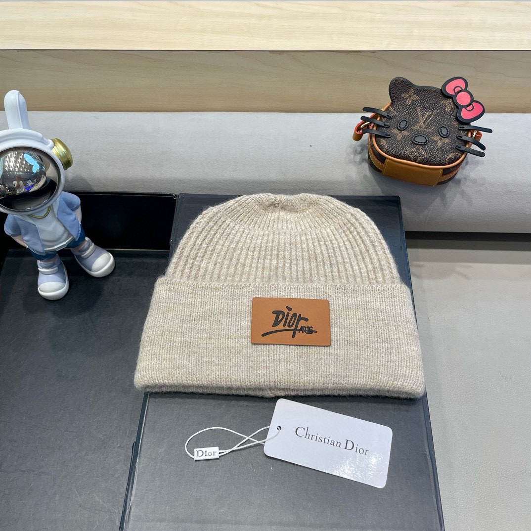 NO:217931,DIOR wool hat for women in autumn and winter patch knitted hat thickened warm pullover internet celebrity style big head versatile cold hat men's hat fisherman hat baseball hat knit hat, hat, dior, dior, espadrilles, hats19860909DIOR迪奥毛线帽子女秋冬季贴布针织帽加厚保暖套头网红款大头围百搭冷帽男帽子渔夫帽棒球帽针织帽,帽子,dior,dior,espadrilles,hats,hat