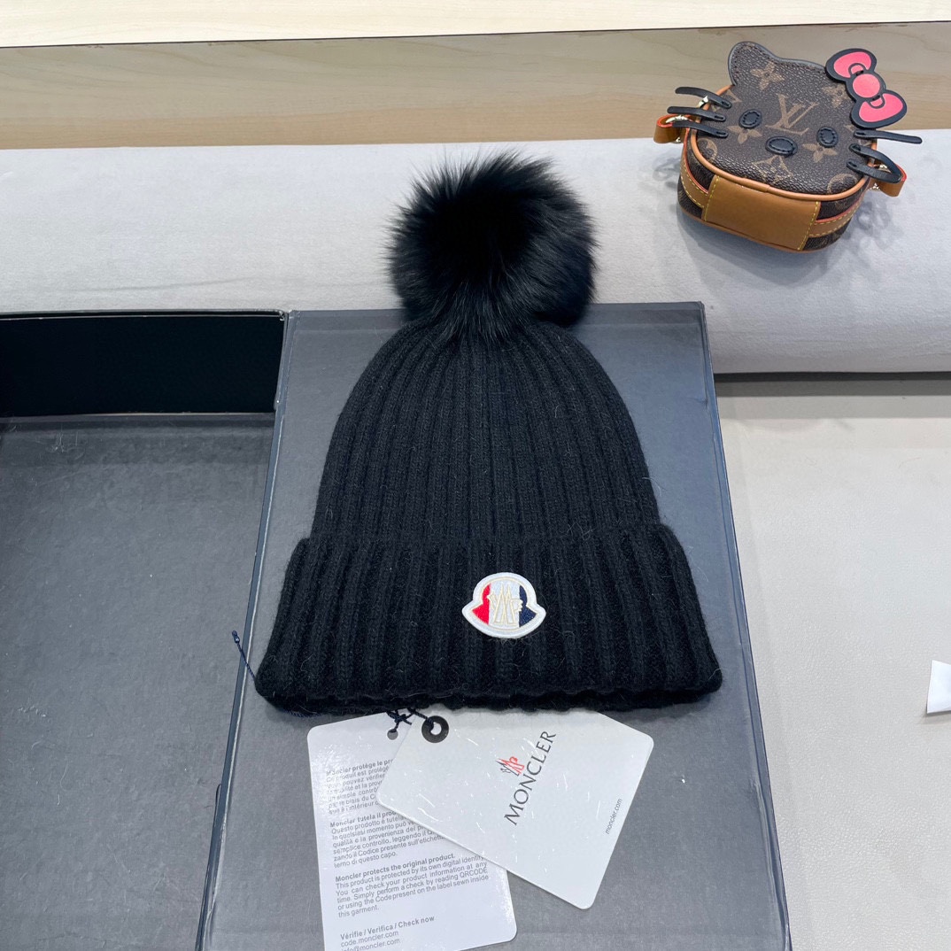 NO:217928,Moncler wool hat winter hat women winter Korean style trendy sweet fashion cute wool ball autumn and winter knitted warm ear protection hat fisherman hat baseball hat knit hat, hat, christian louboutin, espadrilles, hats19860909moncler毛线帽冬季帽子女冬天韩版潮甜美时尚可爱毛球秋冬针织保暖护耳帽帽子渔夫帽棒球帽针织帽,帽子,christian louboutin,espadrilles,hats,hat