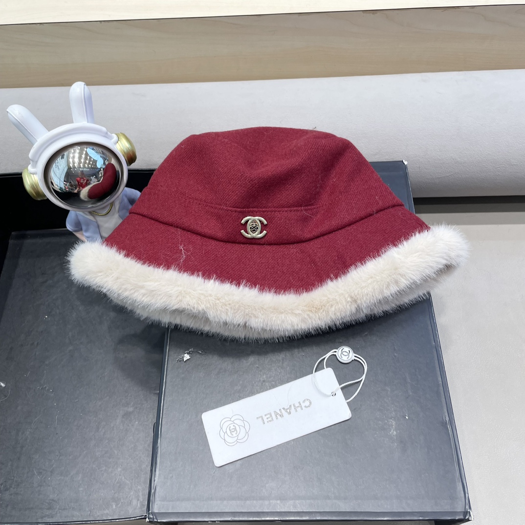 NO:217998,Chanel woolen thickened warm fisherman hat for women in winter cold-proof plush ear protection hat fashionable and versatile face showing small bucket hat fisherman hat baseball hat knit hat, hat, chanel, espadrilles, hats19860909Chanel毛呢加厚保暖渔夫帽女冬季防寒毛绒护耳帽子时尚百搭显脸小水桶帽帽子渔夫帽棒球帽针织帽,帽子,chanel,espadrilles,hats,hat