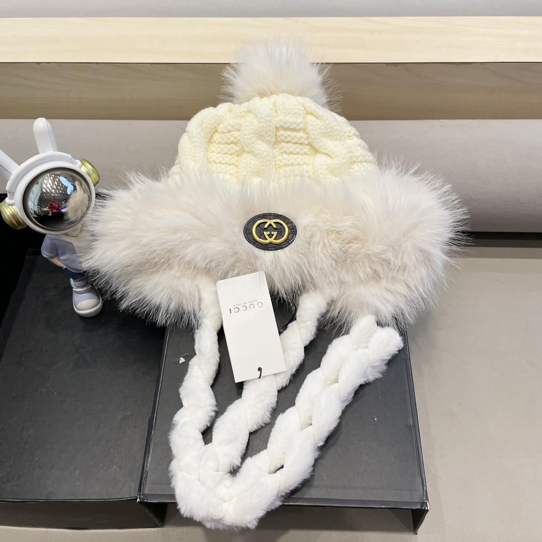 NO:217765,Gucci rabbit fur straw hat ear protection hat thickened warm streamer princess hat ski northern gray white snow hat women hat fisherman hat baseball hat knit hat, hat, gucci, espadrilles, hats19860909Gucci兔毛皮草帽护耳帽加厚保暖飘带公主帽滑雪北方灰色白色风雪帽子女帽子渔夫帽棒球帽针织帽,帽子,gucci,espadrilles,hats,hat