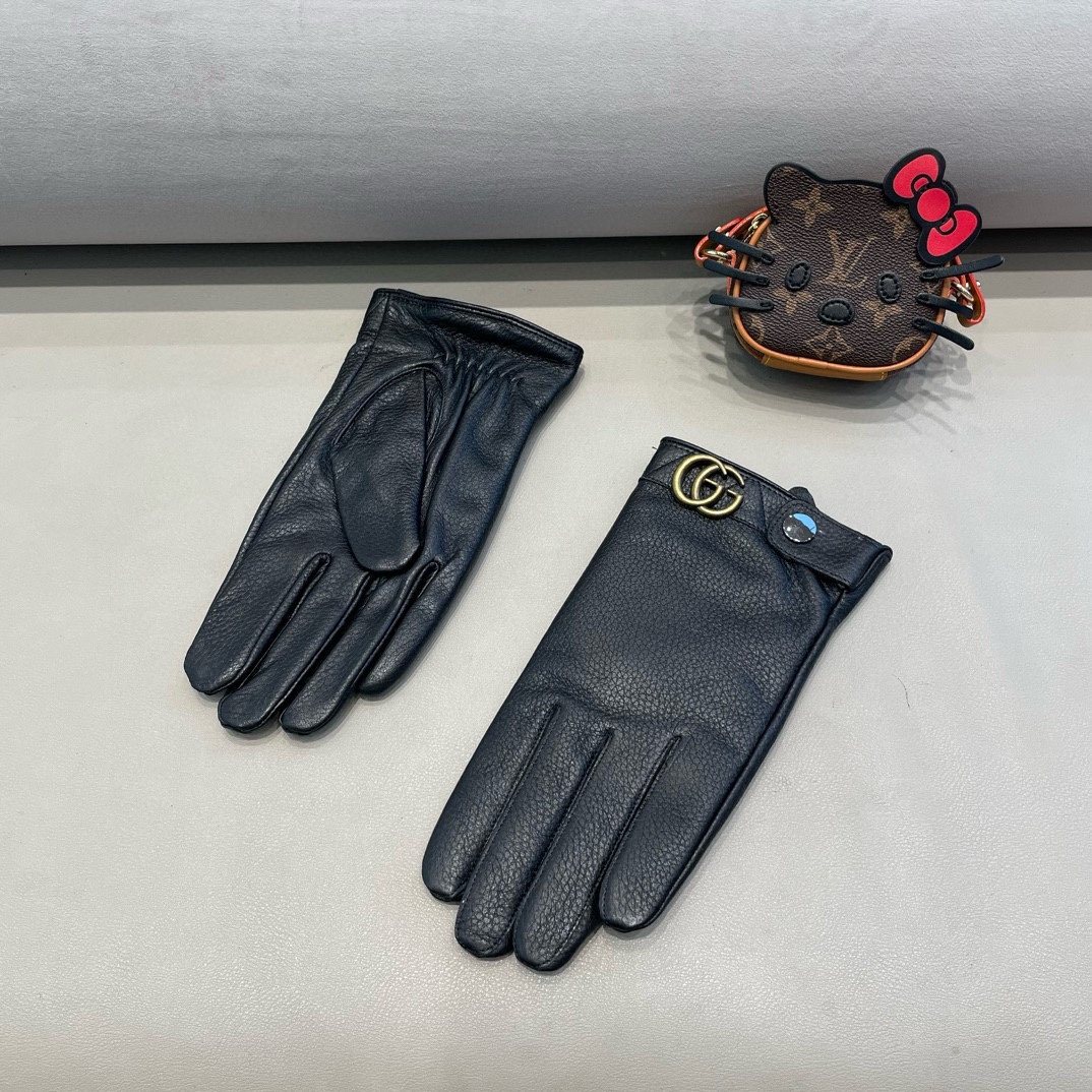 Luxurious Lamb-Skin Gloves by Gucci for Cozy Autumn and Winter Fashion - 图片 3