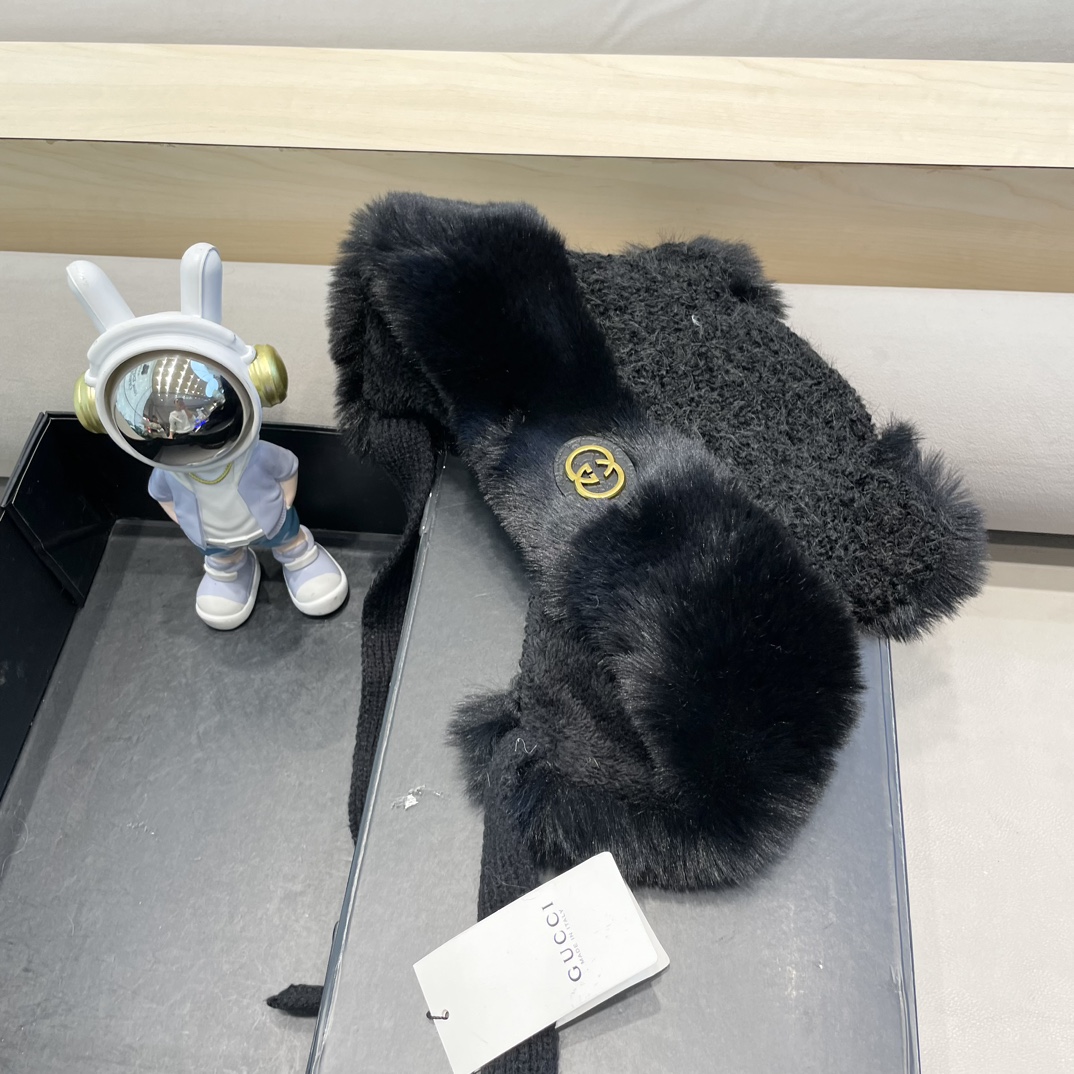 Gucci奥莱正品毛绒帽小熊耳朵显脸小保暖针织护耳雷锋帽潮