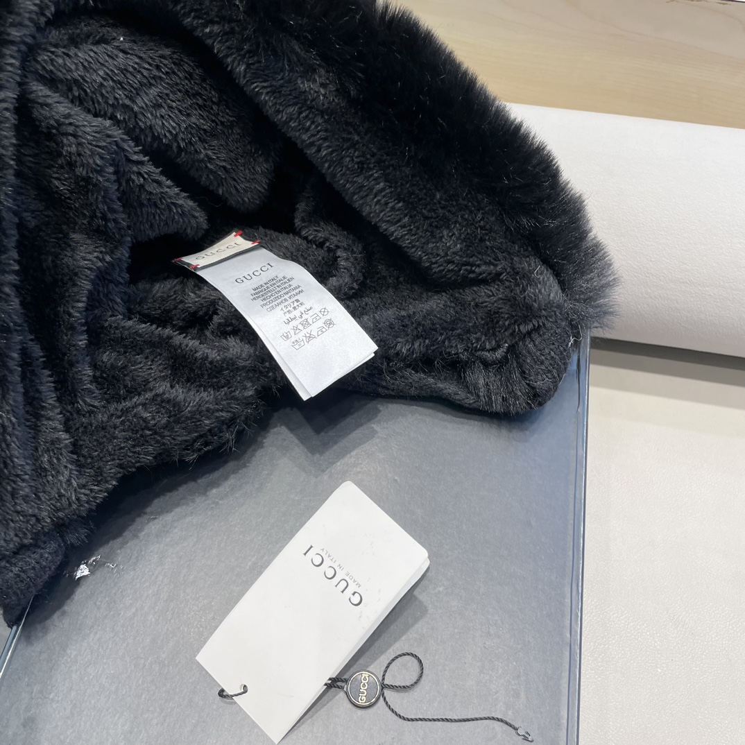 Gucci奥莱正品毛绒帽小熊耳朵显脸小保暖针织护耳雷锋帽潮