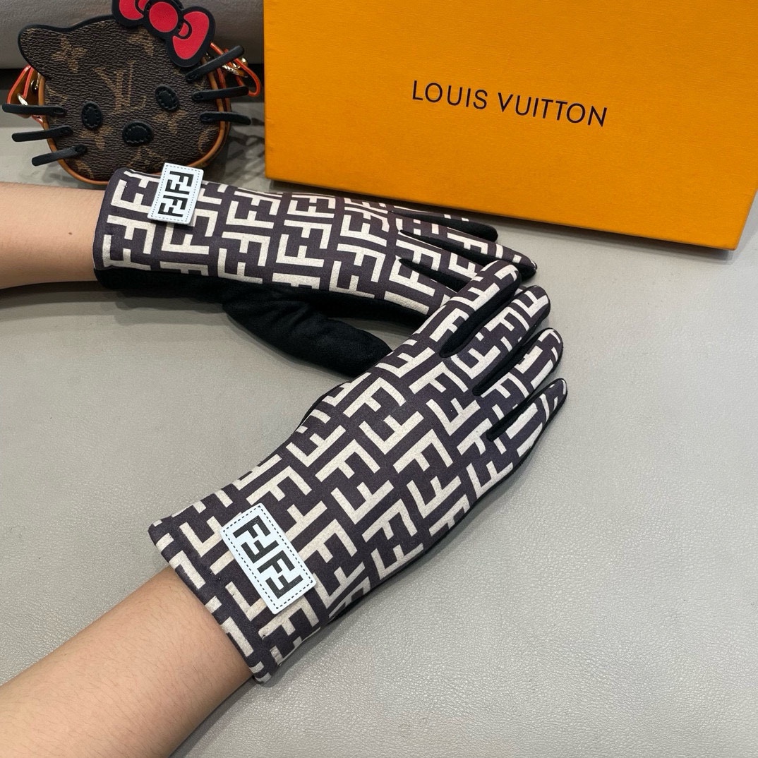 “Fendi Fendy Wool-Shield Gloves: Warmth and Style for Autumn/Winter” - 图片 2
