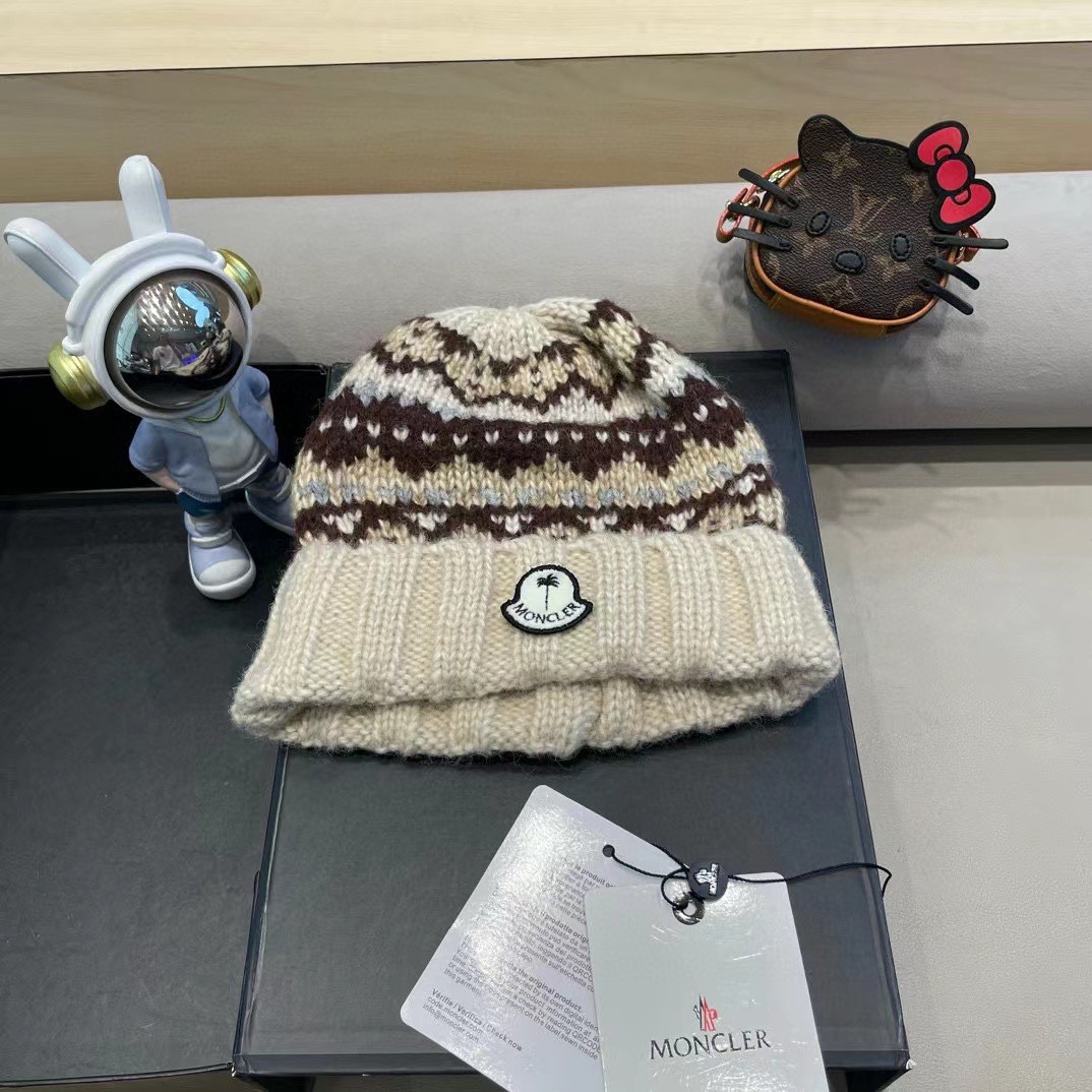 NO:220291,Moncler Fair Island style knitted wool hat for women in autumn and winter retro versatile wool ear protection hat cold warm loose hat hat fisherman hat baseball hat knit hat, hat, christian louboutin, espadrilles, hats19860909moncler费尔岛风针织毛线帽女秋冬季复古百搭羊毛护耳帽防寒保暖宽松帽子帽子渔夫帽棒球帽针织帽,帽子,christian louboutin,espadrilles,hats,hat