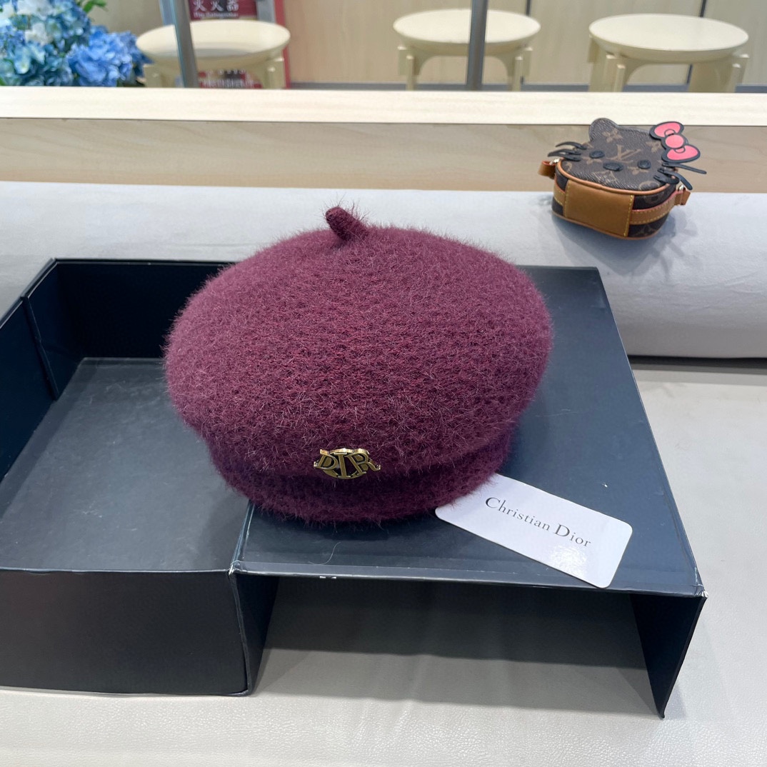 NO:220281,Dior Dior Bere hat women's autumn and winter Japanese style face-showing little painter hat trendy new style winter big head circumference black newspaper bee hat fisherman hat baseball hat knit hat, hat, dior, dior, espadrilles, hats19860909Dior迪奥贝雷帽子女秋冬日系显脸小画家帽潮新款冬季大头围黑色报童帽帽子渔夫帽棒球帽针织帽,帽子,dior,dior,espadrilles,hats,hat